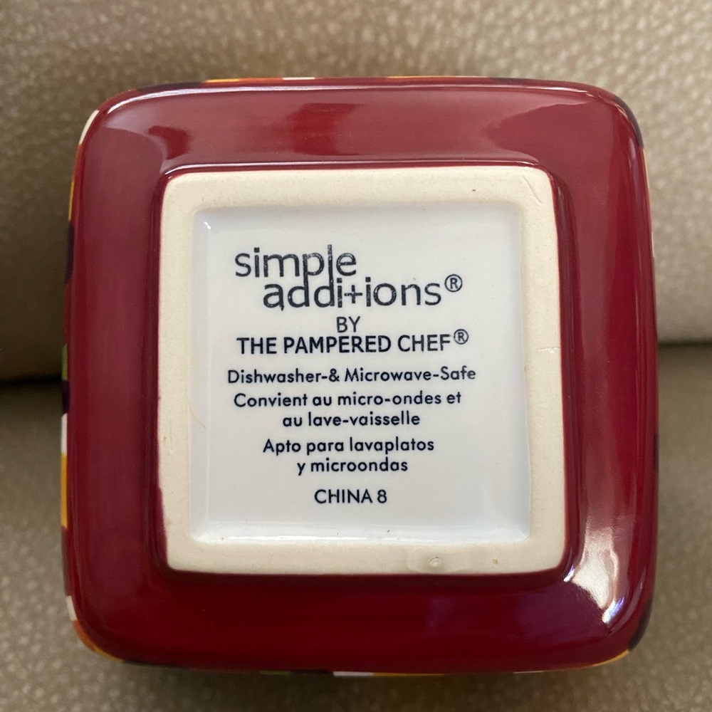 The Pampered Chef Burgundy Square Dish